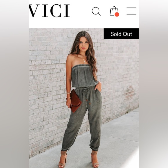 VICI REEVY STRAPLESS CHARCOAL POCKETED RAYON JUMPSUIT NEW~🎉🎉🎉🎉 - Picture 2 of 15